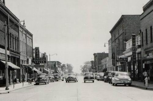 Cedar Theatre - Another Old Shot (newer photo)